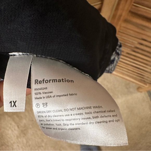 Reformation Blue Snakeskin Print Monica Wrap Dress size 1X - Picture 5 of 5